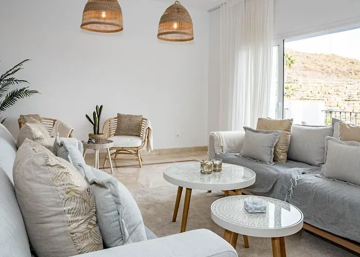 Pa18- Stunning Flat Gym Indoor And Outdoor Pool Apartment *