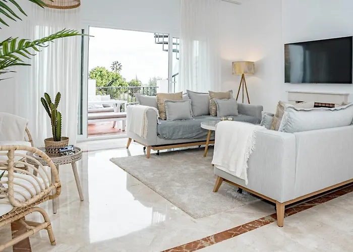 Pa18- Stunning Flat Gym Indoor And Outdoor Pool *