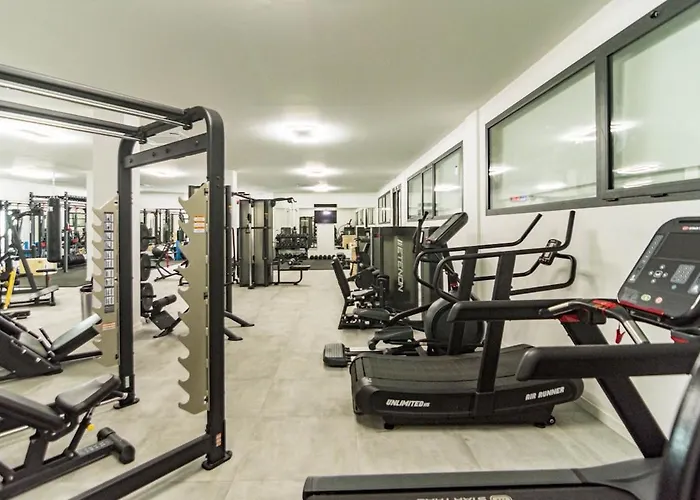 Pa18- Stunning Flat Gym Indoor And Outdoor Pool Apartment