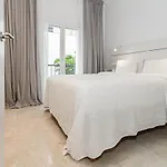 Διαμέρισμα Pa18- Stunning Flat Gym Indoor And Outdoor Pool