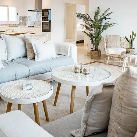 Pa18- Stunning Flat, Gym, Indoor And Outdoor Pool Appartamento