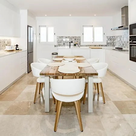 Pa18- Stunning Flat, Gym, Indoor And Outdoor Pool Апартаменты *