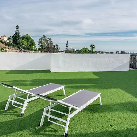 Апартаменты Pa18- Stunning Flat, Gym, Indoor And Outdoor Pool