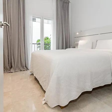 아파트 Pa18- Stunning Flat, Gym, Indoor And Outdoor Pool 에스테포나