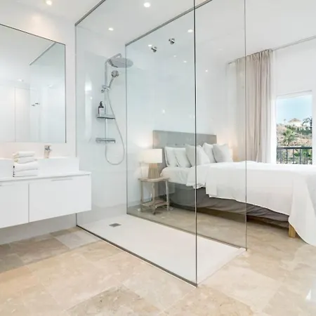 아파트 Pa18- Stunning Flat, Gym, Indoor And Outdoor Pool 에스테포나