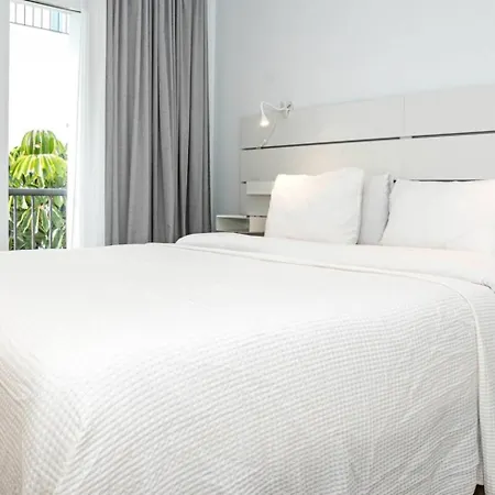아파트 Pa18- Stunning Flat, Gym, Indoor And Outdoor Pool 에스테포나