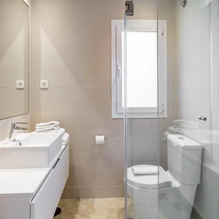 Pa18- Stunning Flat, Gym, Indoor And Outdoor Pool * 에스테포나