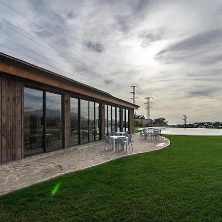 Apartment Pa18- Stunning Flat, Gym, Indoor And Outdoor Pool