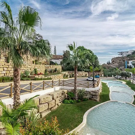 Pa18- Stunning Flat Gym Indoor And Outdoor Pool إِستيبونا